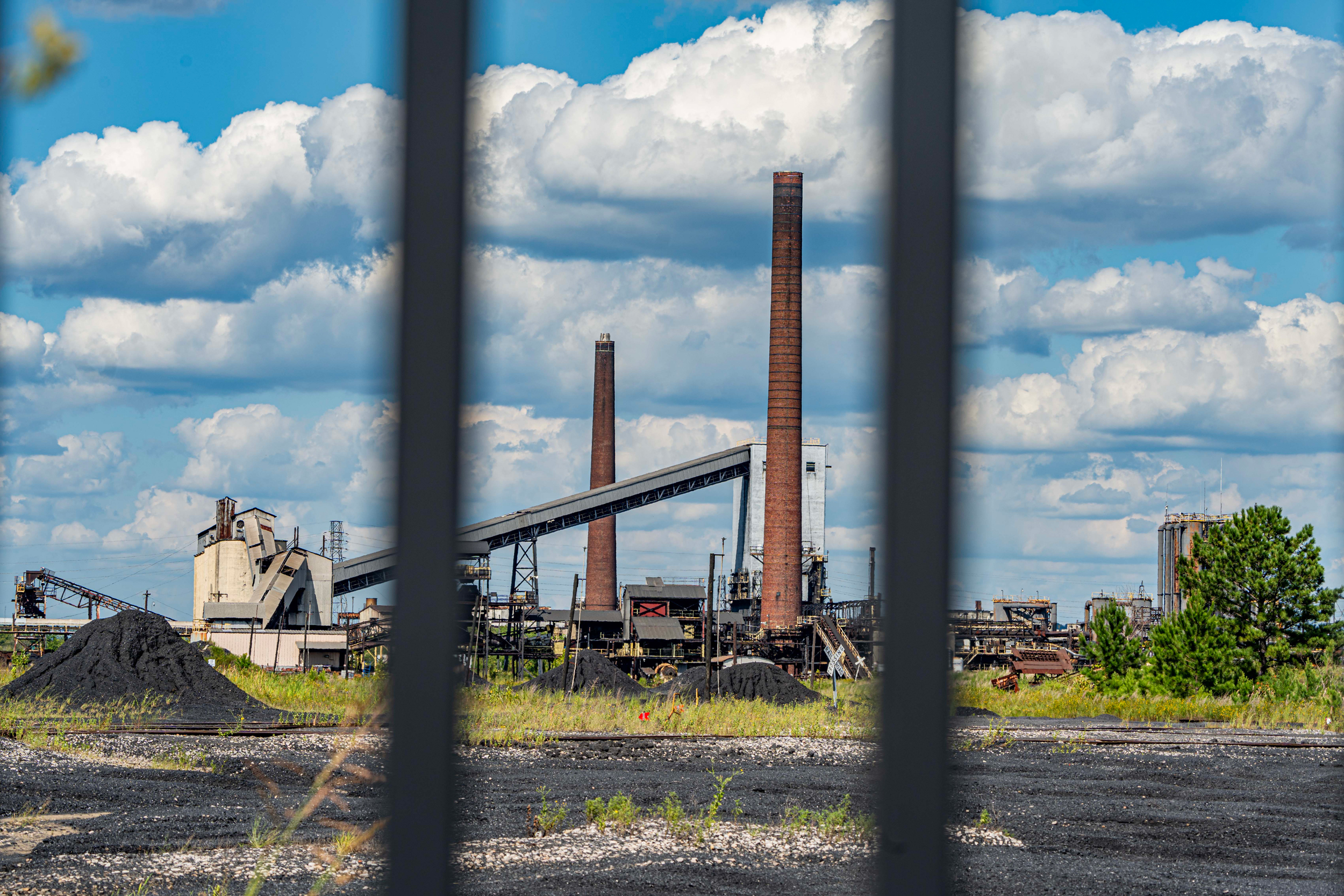 The shuttered Bluestone Coke facility in North Birmingham made a fuel used in steel-making for more than 100 years before going idle in 2021. Credit: Lee Hedgepeth/Inside Climate News