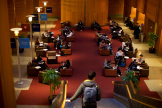 Students study in the Wharton School at the University of Pennsylvania in Philadelphia. Credit: Mark Makela/Getty Images