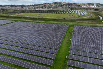 An aerial view of the MCE Solar One utility-scale solar farm on April 25 in Richmond, California. Credit: Justin Sullivan/Getty Images