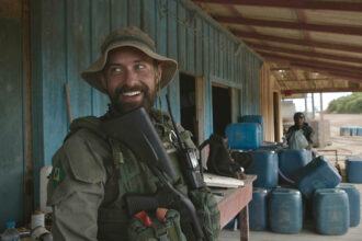 Hugo Loss is an analyst with Brazil’s elite environmental enforcement agency IBAMA. Credit: Richard Ladkani/Amazônia Latitude